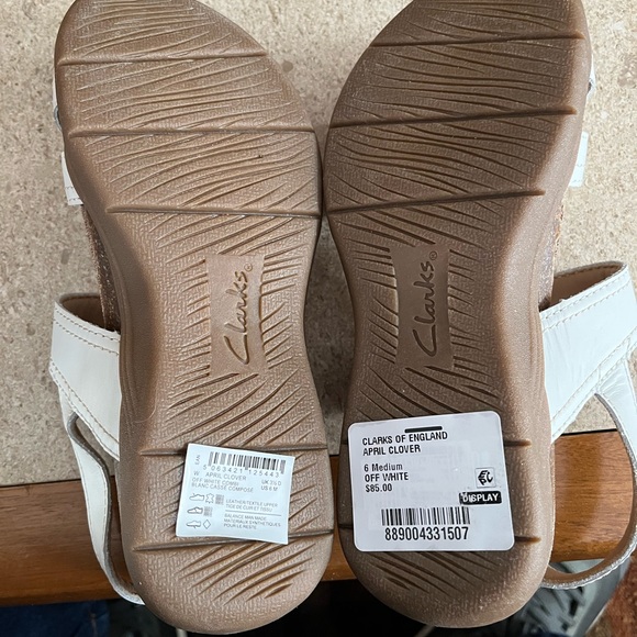 その他 L Clarks White Women's Leather Sandals NEW Size 6 Perfect